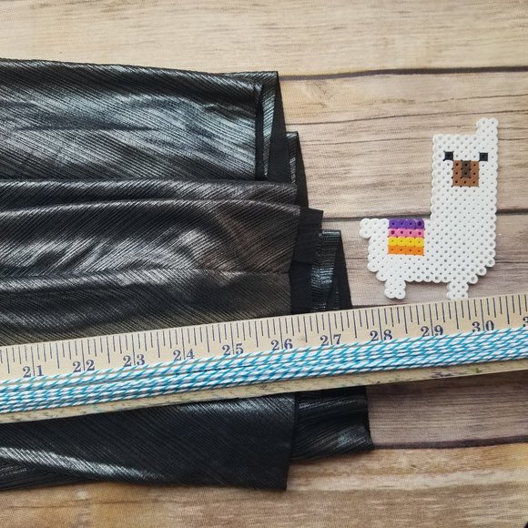 Metallic Silver & Black Pleated Midi Skirt Size 0X - Picture 9 of 14